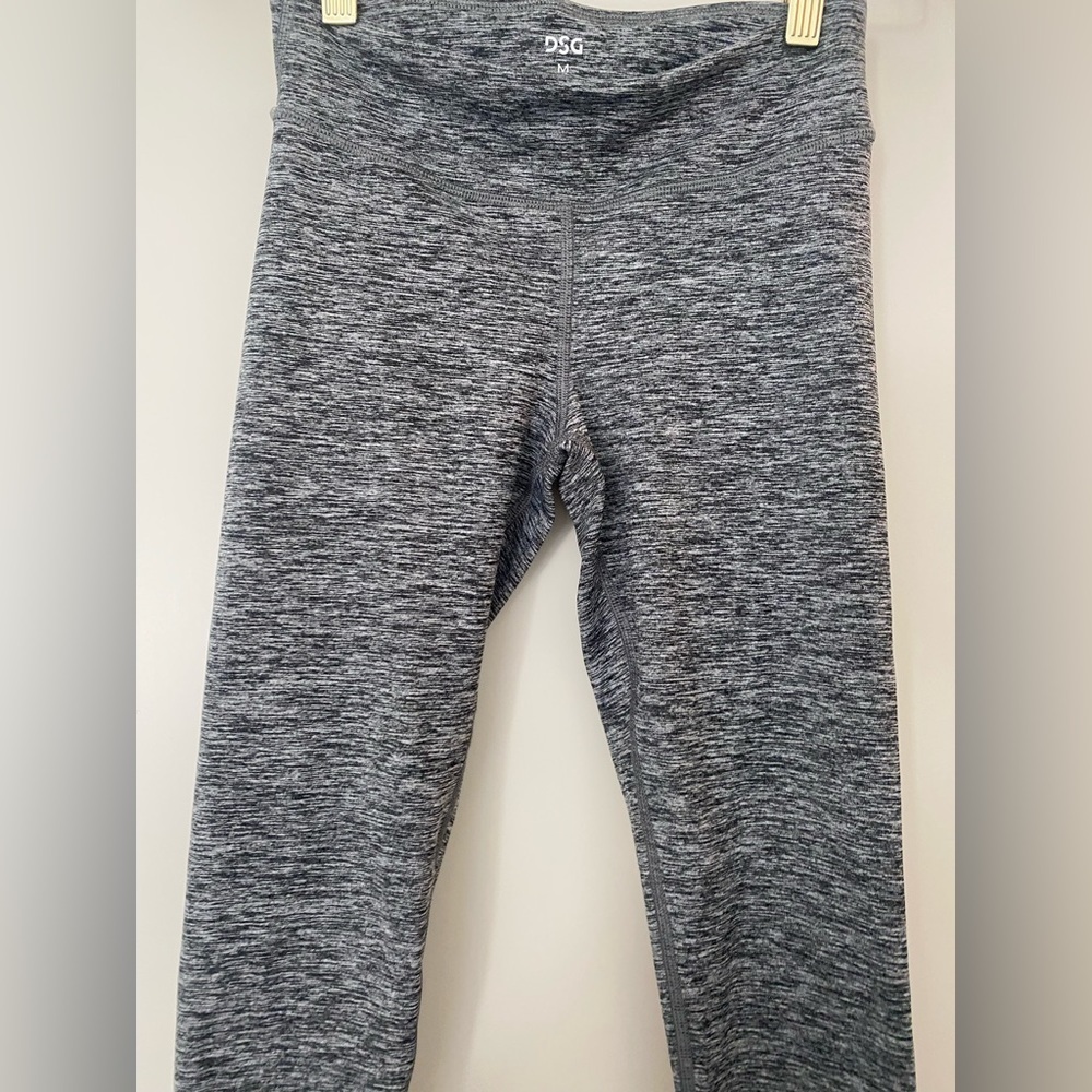 Girls Size M ( 10-12) DSG Brand Stars Leggings Wide Waistband poly… - Picture 4 of 9